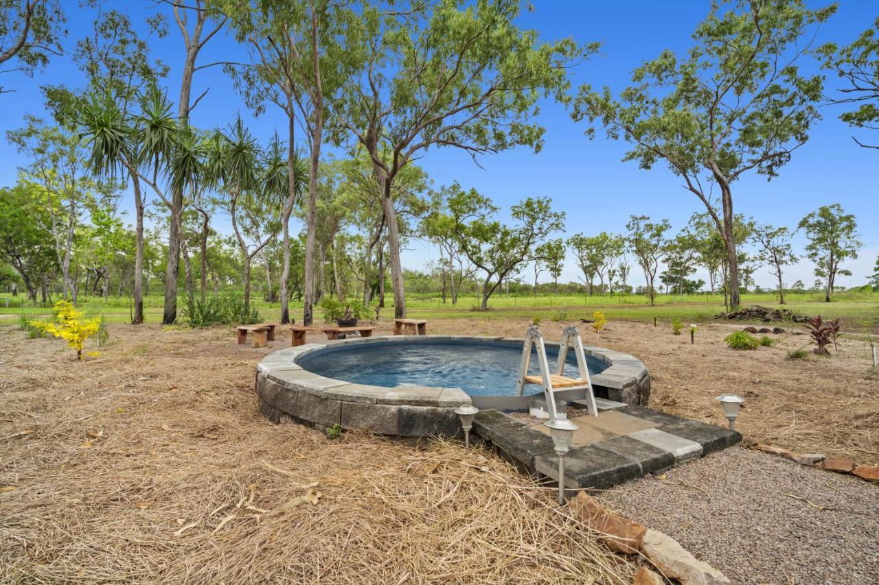 Litchfield Tropical Stay Batchelor ภายนอก รูปภาพ