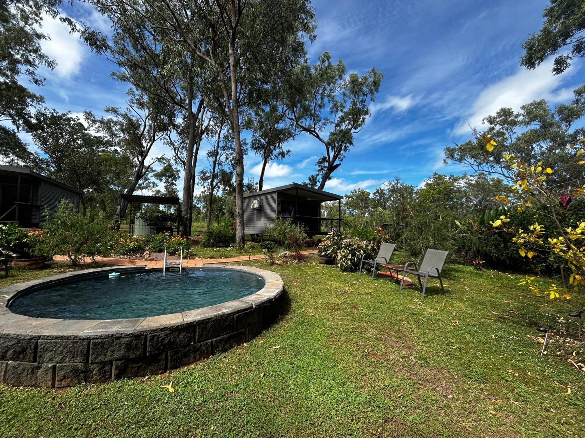 Litchfield Tropical Stay Batchelor ภายนอก รูปภาพ